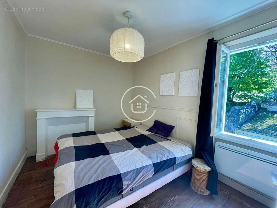 Appartement à SAINT-GERVAIS-LA-FORET