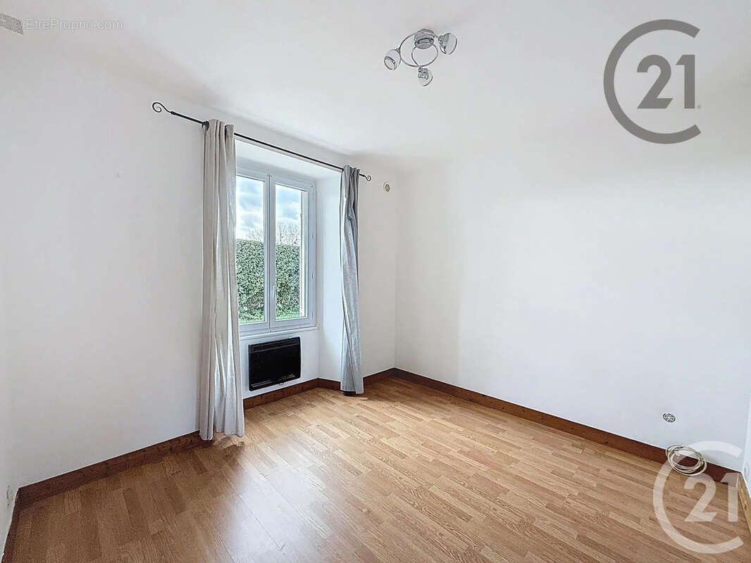 Maison à LES MARETS