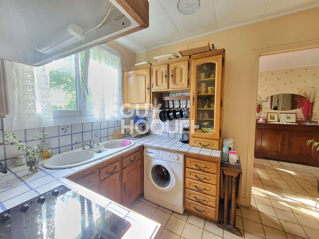 Appartement à LA CELLE-SAINT-CLOUD