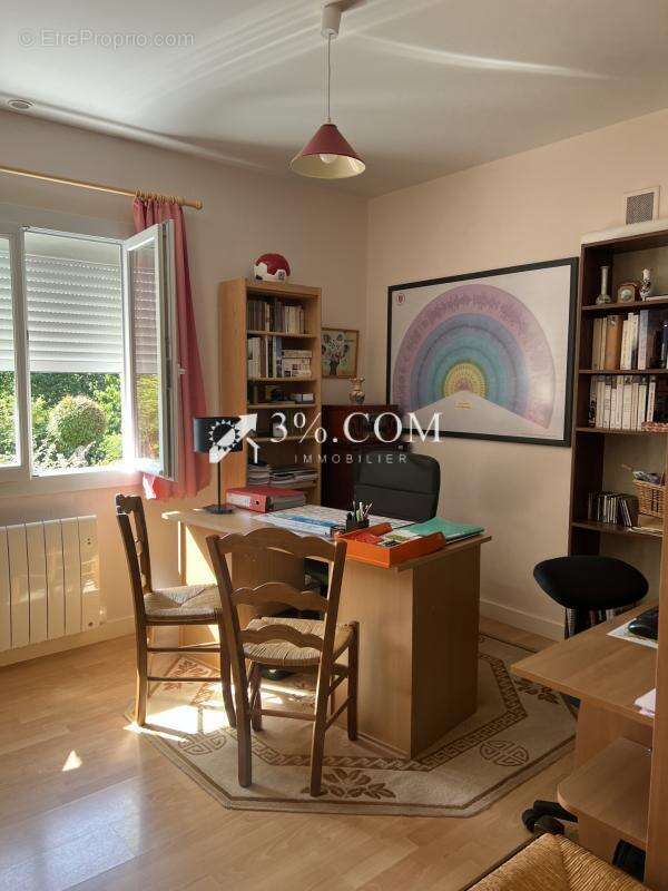 3%. com immobilier à bonnes - photo 7