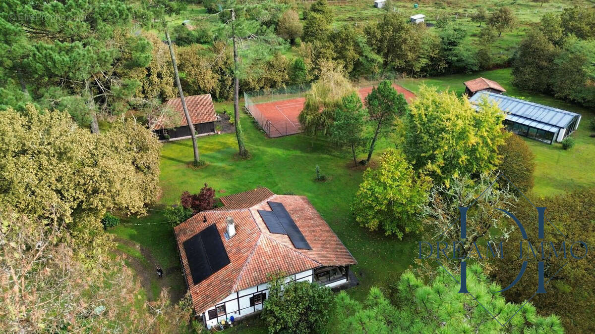 Maison à RION-DES-LANDES