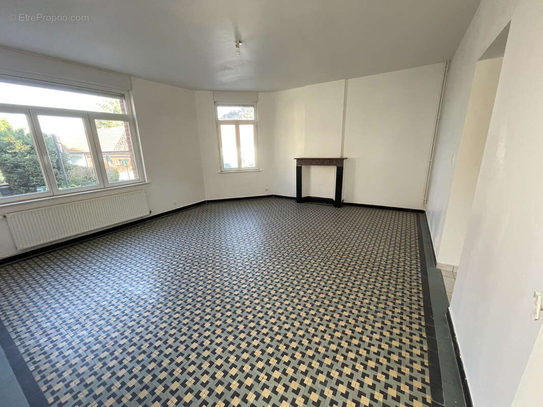 Maison à BEAUMETZ-LES-LOGES