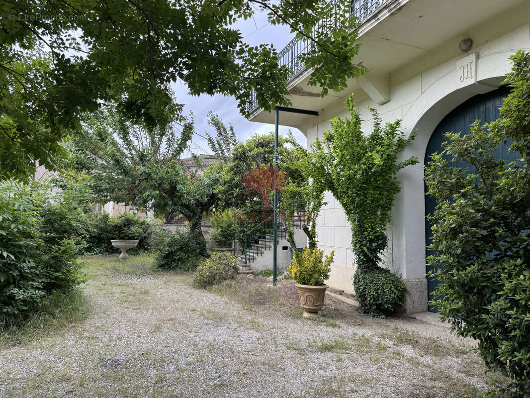 Maison à SAINT-JEAN-DE-FOS