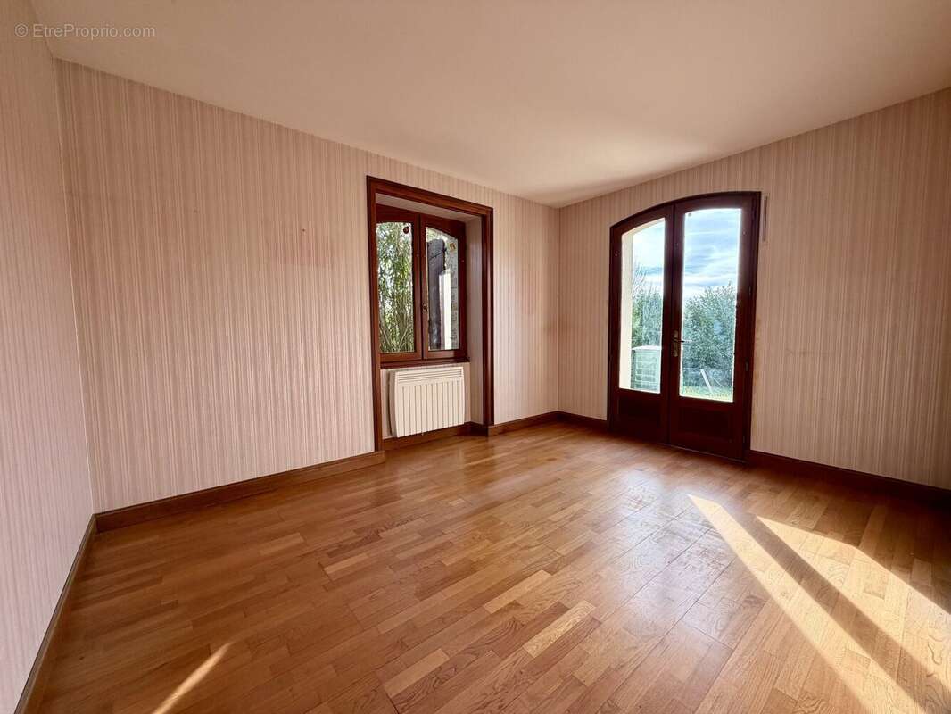 Maison à VOULGEZAC