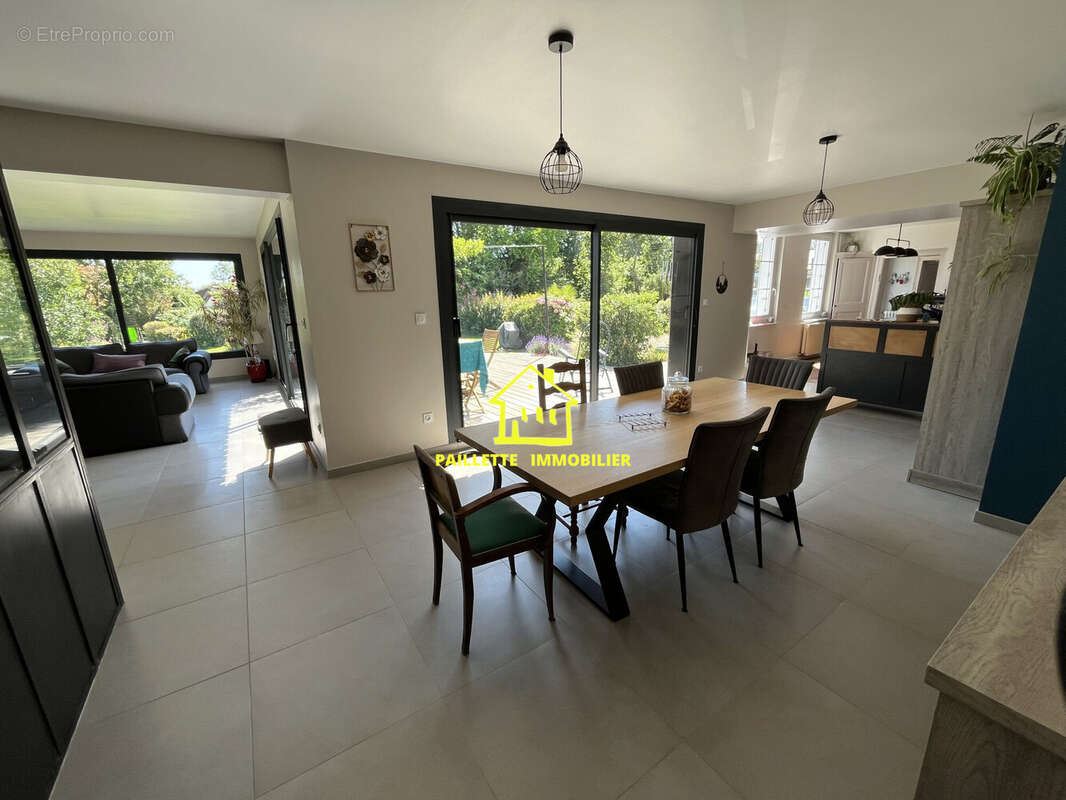 Maison 212 m² à Saint-Eustache-La-Foret  - photo 6