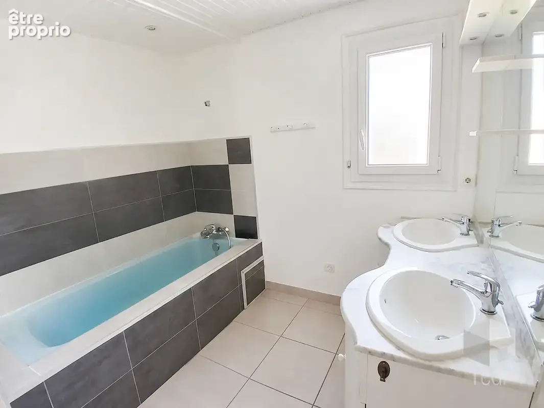 MONTELIMAR, maison de 166 m2, 5 chambres - photo 13