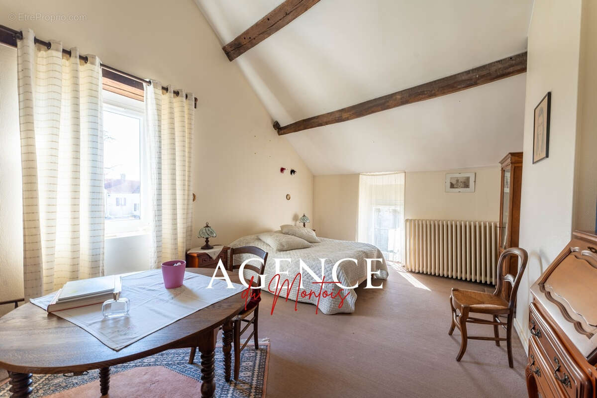 Maison à DONNEMARIE-DONTILLY