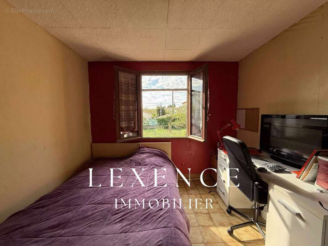 Maison à LA FARE-LES-OLIVIERS