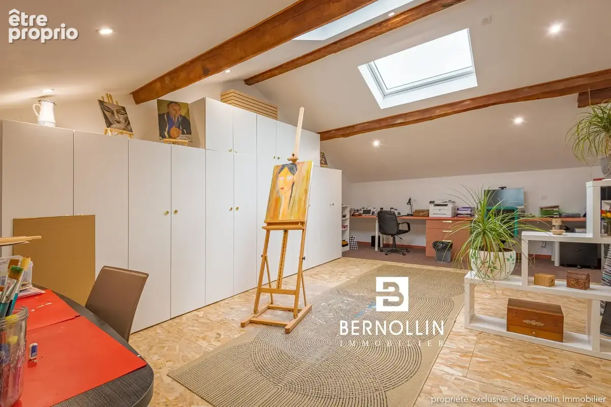 COUP DE COEUR à Curtafond - Propriété de charme de 300 m2 - 11 pièces - photo 14