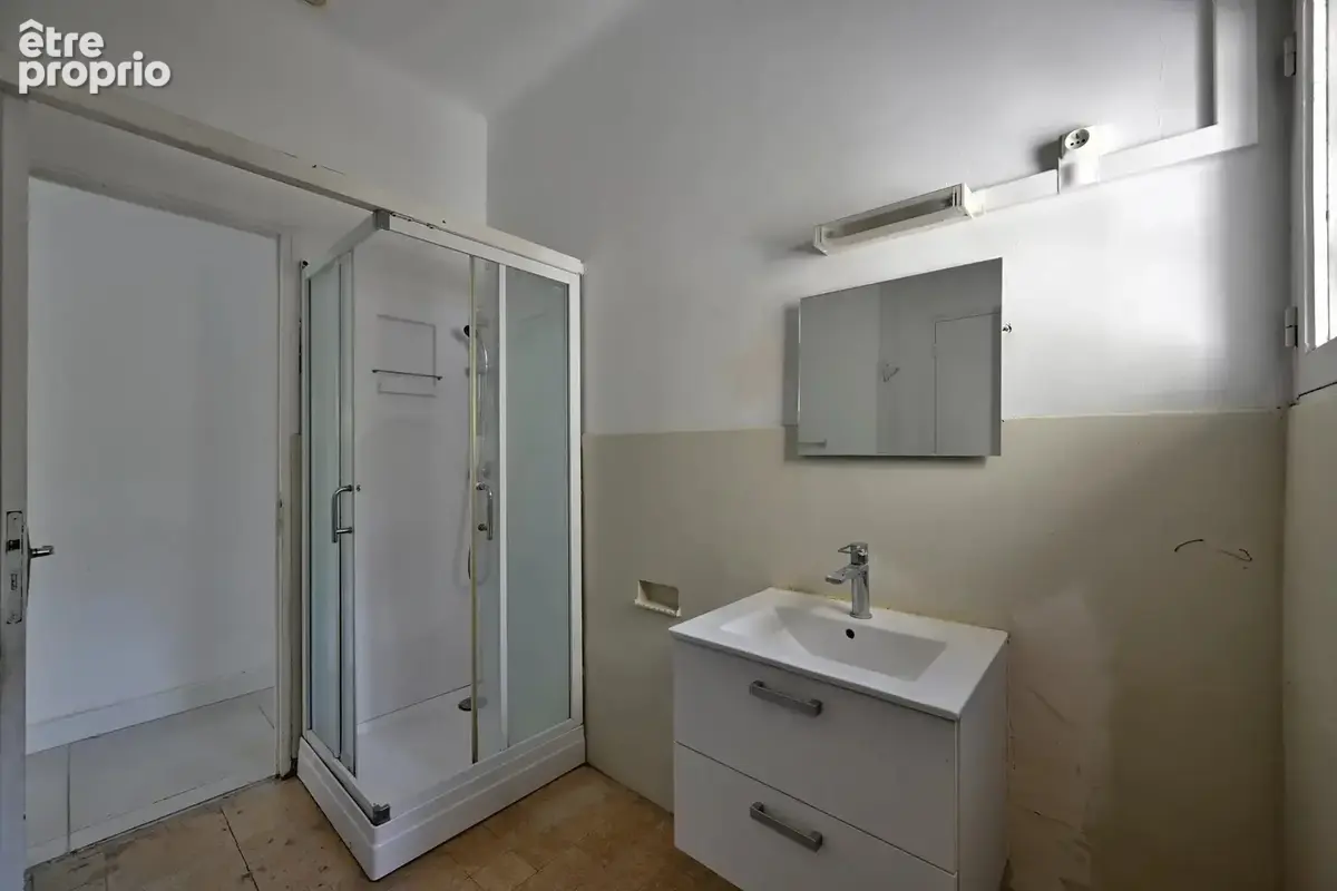 Maison de plain-pied 80 m² avec jardin et garage – Quartier prisé des Alyscamps! - photo 14