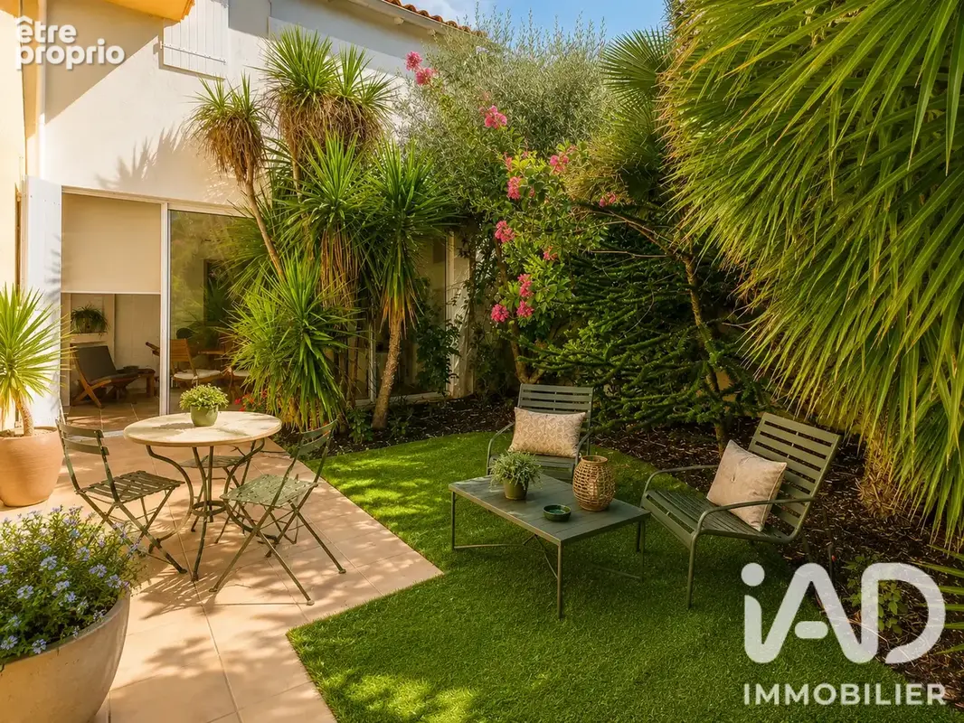 Photo 1 - Maison à LA FLOTTE