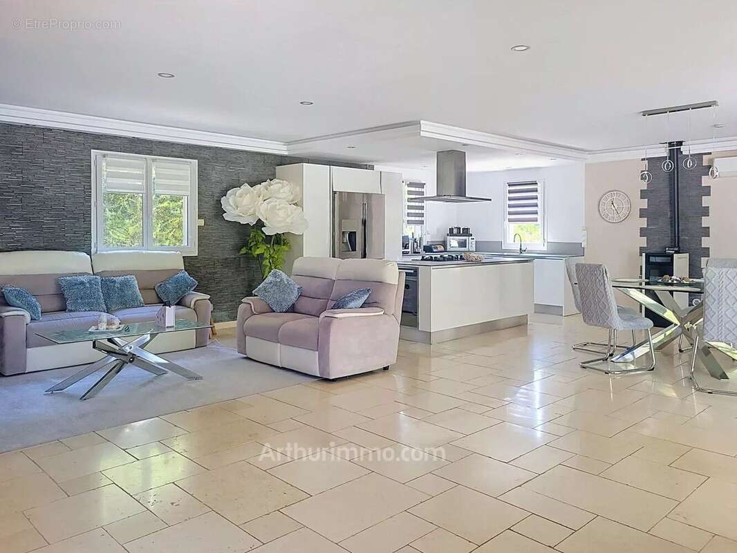 Vente Maison Mouans-sartoux(06370) 550 000ï¿œ - photo 9