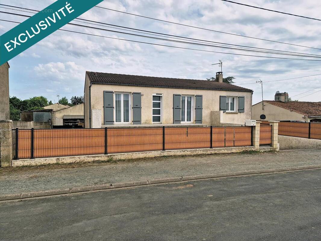 Photo 1 - Maison à NALLIERS