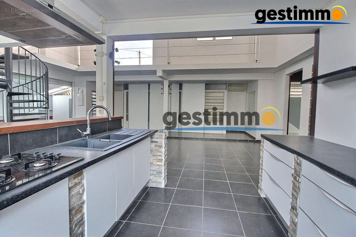 Appartement à CAYENNE