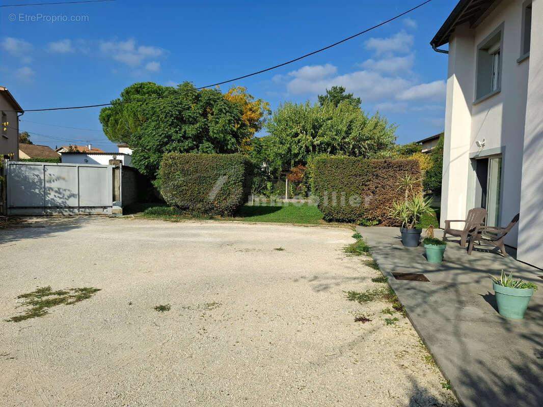 Maison à ROMANS-SUR-ISERE