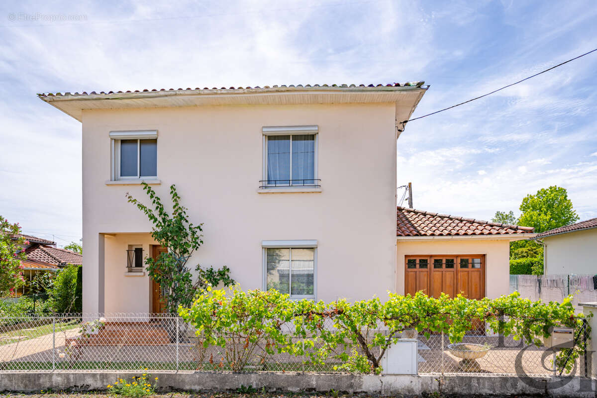 Maison à VILLENEUVE-SUR-LOT