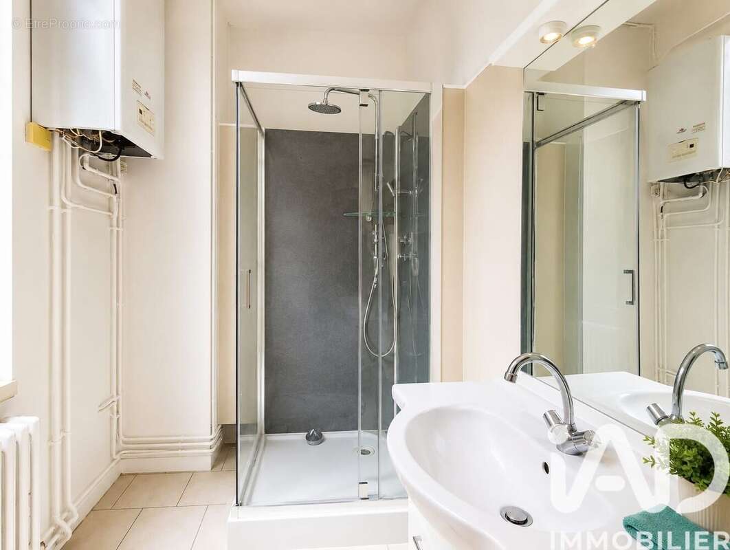 Photo 5 - Appartement à ROMANS-SUR-ISERE