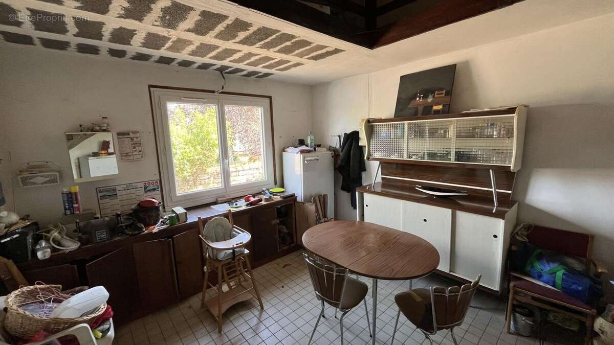 Maison de plain-pied avec dépendances sur 1 283 m² de terrain - photo 16