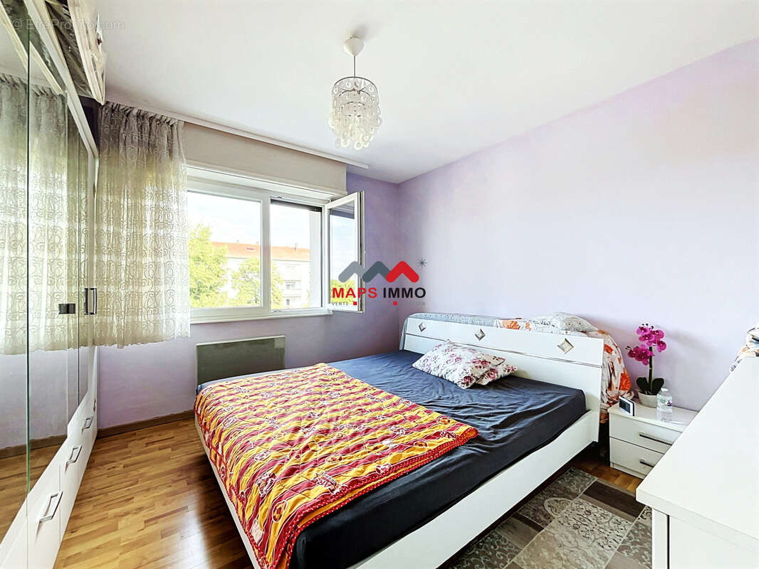 Appartement 4 pièces de 67m2, proche tram. - photo 5