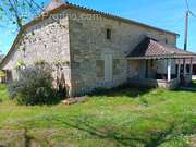 Maison à DOUZAINS
