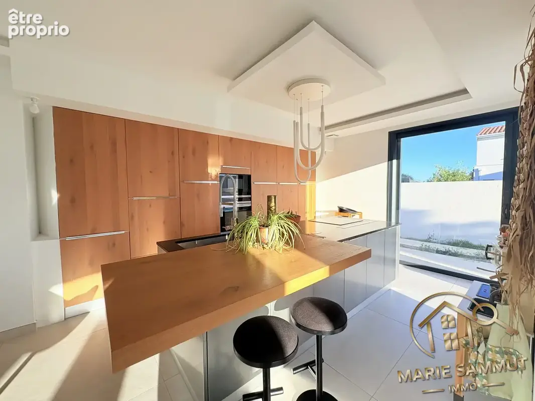 Maison 5 pièces 154 m² à vendre à Pignan (34570) - photo 2