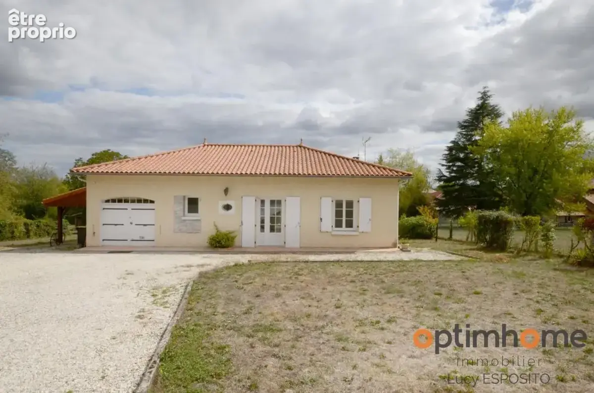  Coup de cœur – Belle maison rénovée au cœur de Champagne-Mouton - photo 33