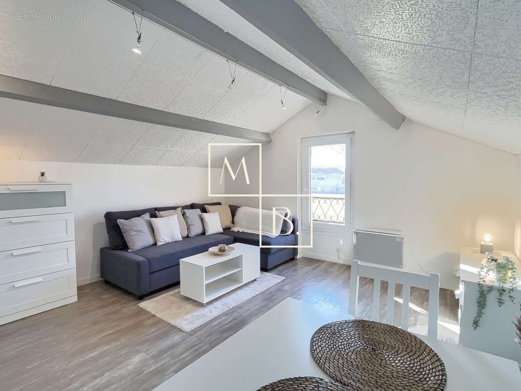 Appartement à CORBEIL-ESSONNES