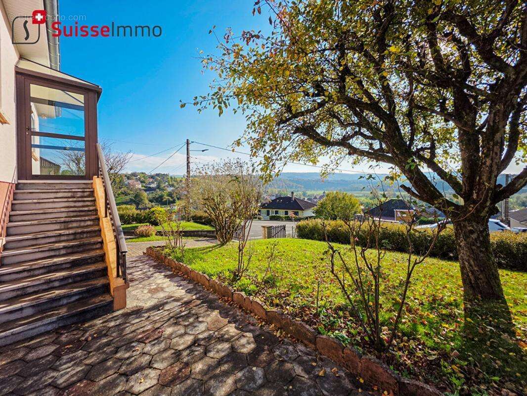 Maison à L&#039;ISLE-SUR-LE-DOUBS