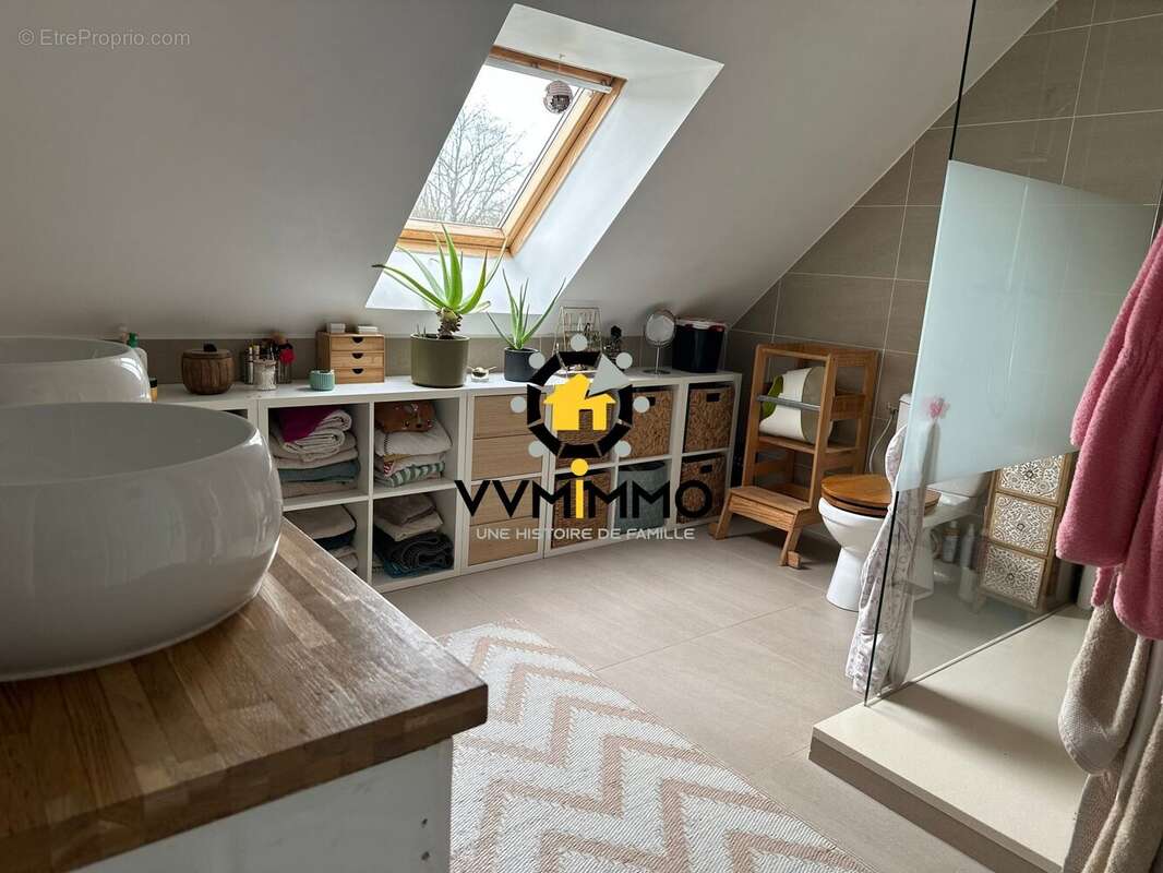 Maison à LIGNE