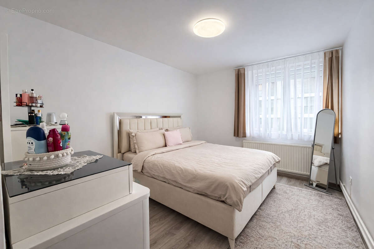 Appartement à SCY-CHAZELLES