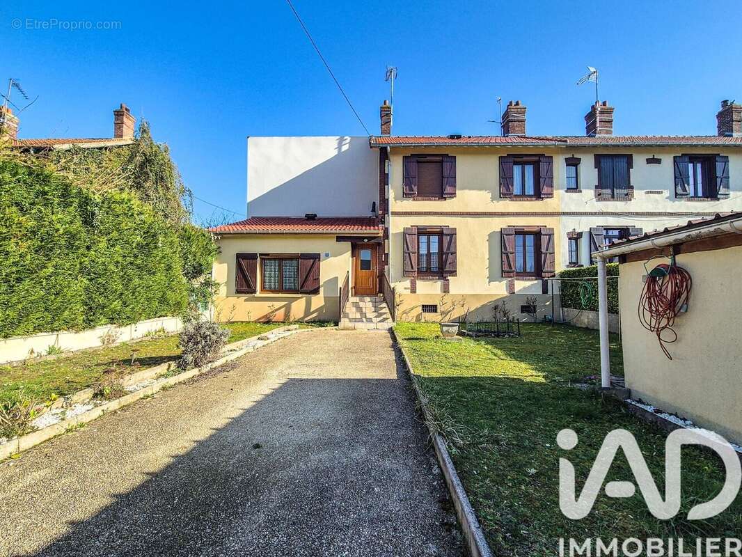 Photo 2 - Maison à MANTES-LA-JOLIE