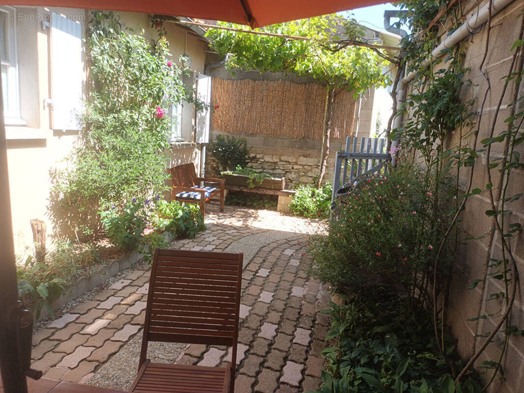 Maison à USSON-DU-POITOU