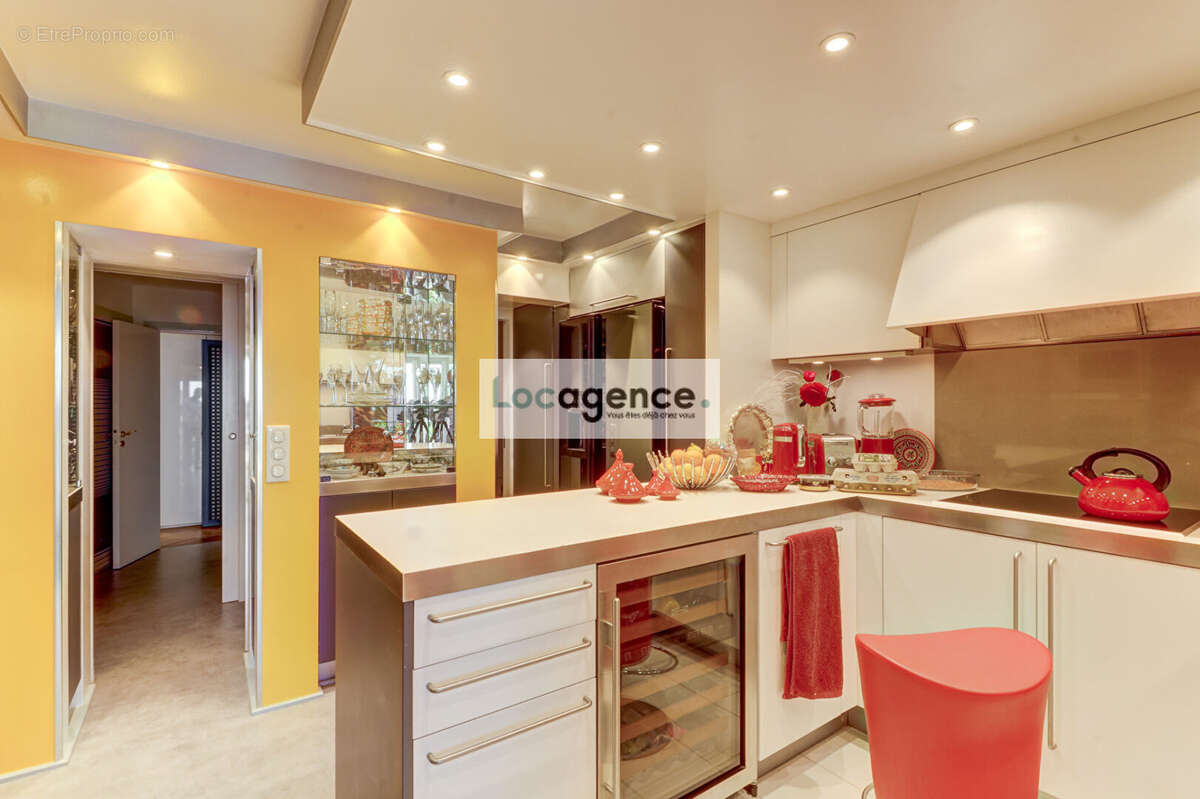 Appartement à MANDELIEU-LA-NAPOULE