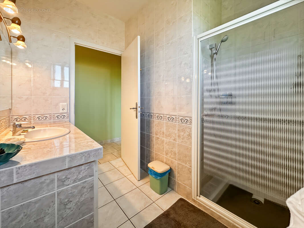 Maison à BARBEZIEUX-SAINT-HILAIRE