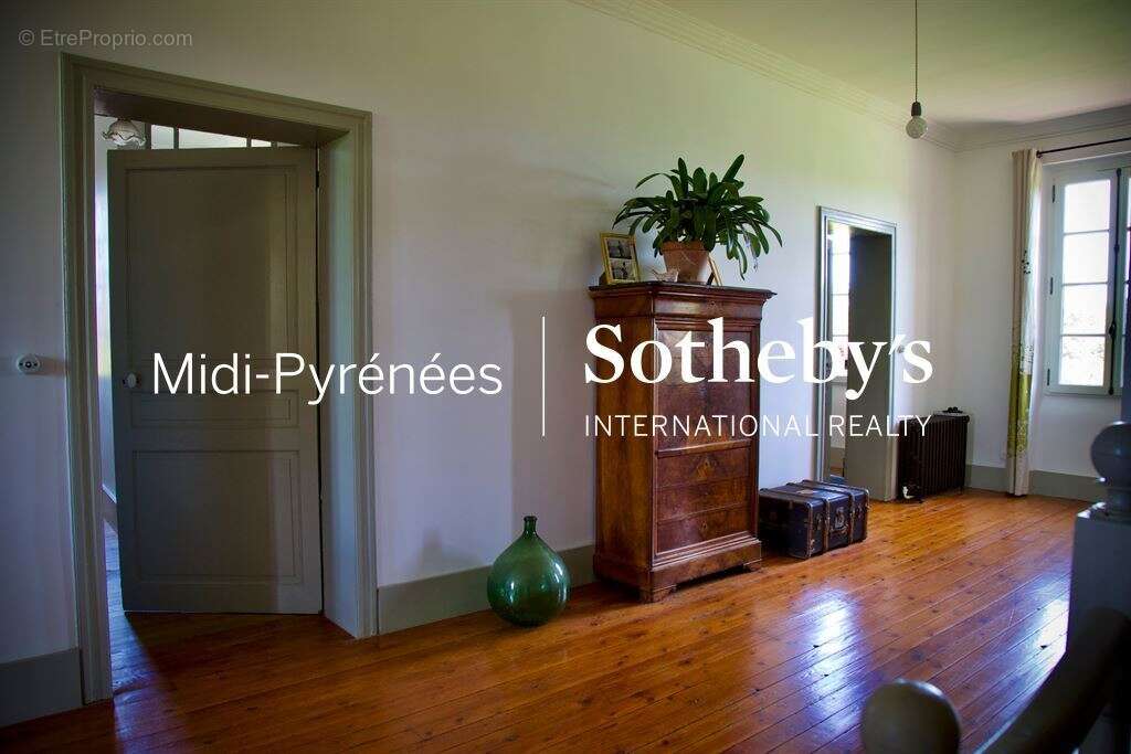 Maison à LISLE-SUR-TARN