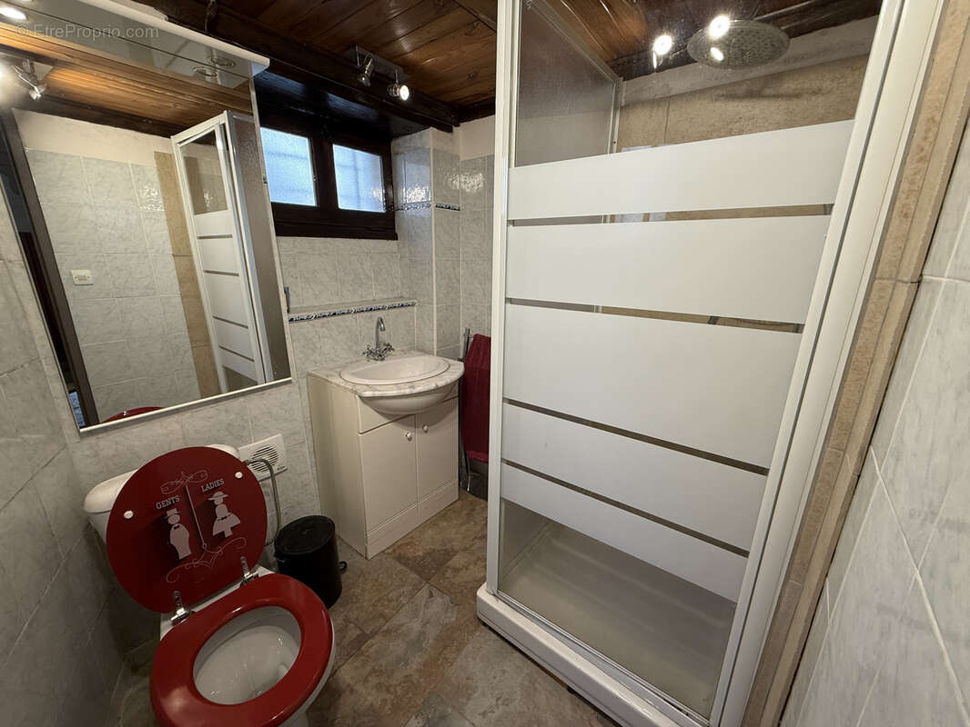 Maison à SAINT-GUILHEM-LE-DESERT