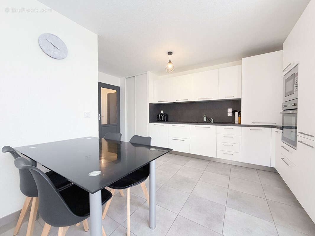 Appartement à CLUSES