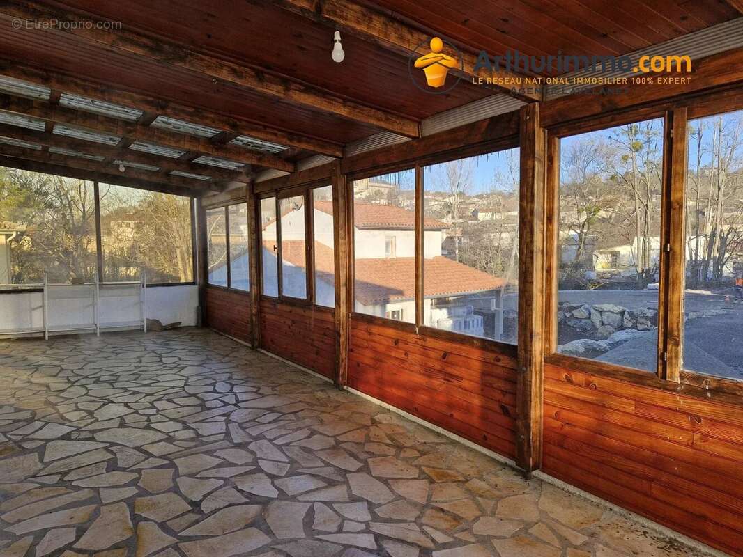 Maison à LAROQUE-D'OLMES