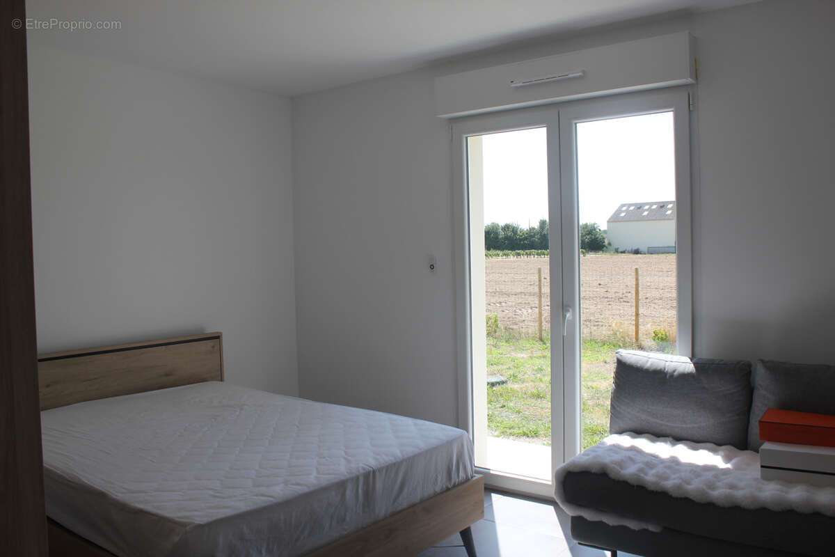 Maison à LA CHAPELLE-SUR-LOIRE