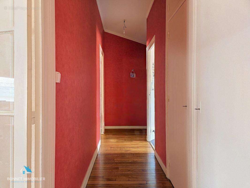 Appartement loué type T2 bis - 1 chambre - 72 m² - photo 8