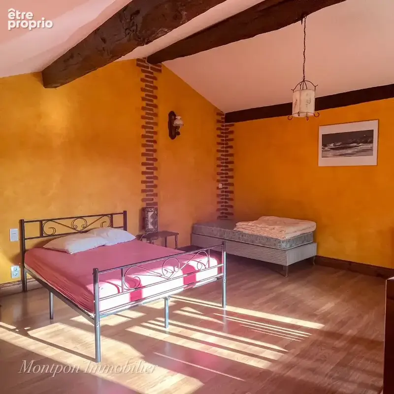 Maison d'habitation avec dépendances et logement loué - photo 10