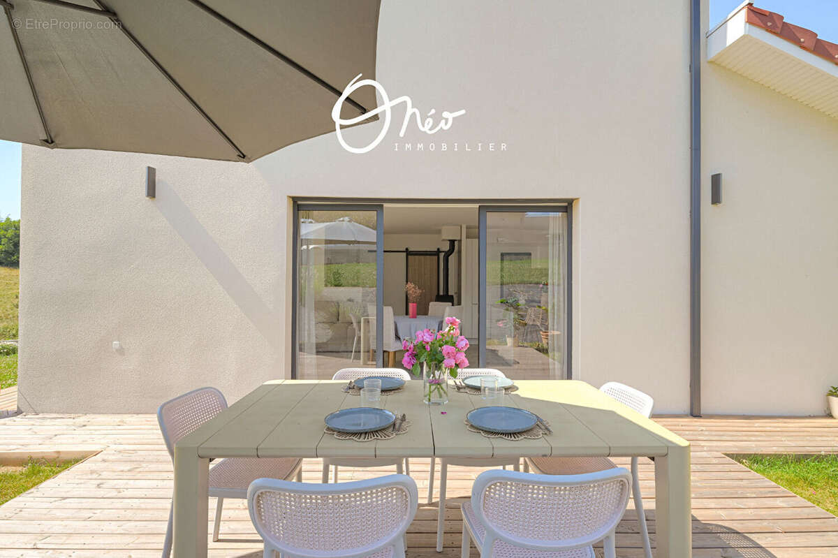 Maison à DIEMOZ