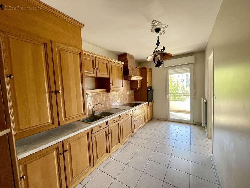 Appartement à MEYTHET