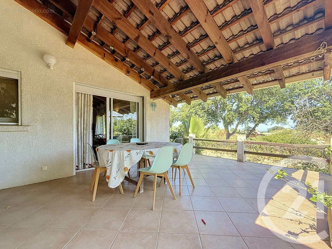 Maison 155 m² à Santa-Lucia-Di-Moriani  - photo 18