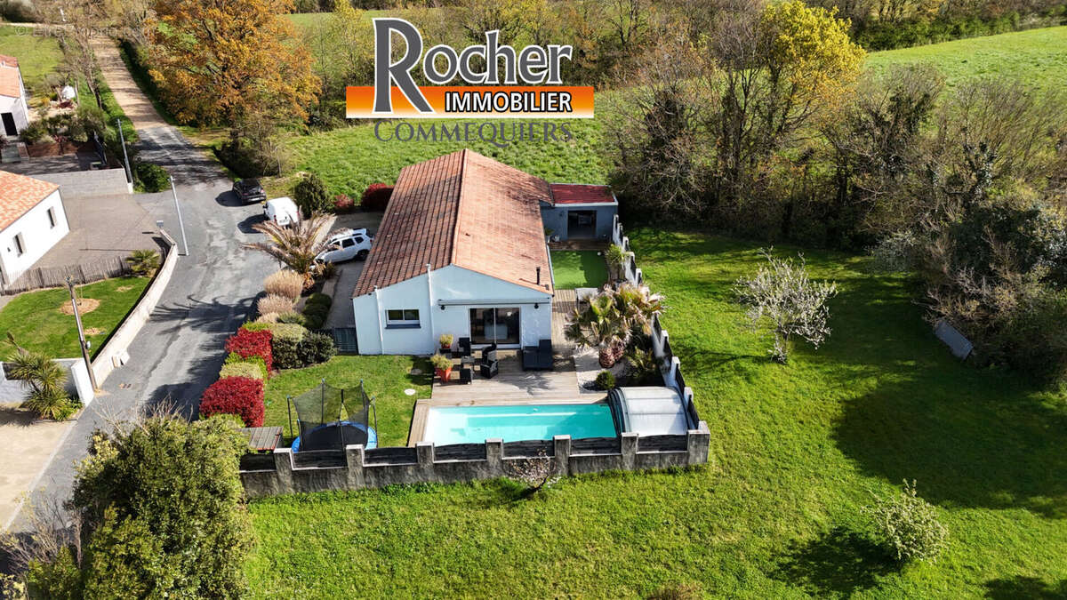 Maison à COMMEQUIERS