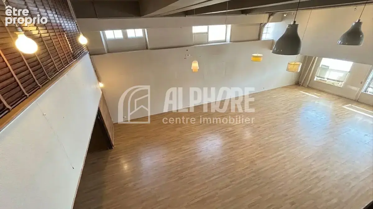 Au Pouliguen : local commercial d'exception avec volumes atypiques - photo 3