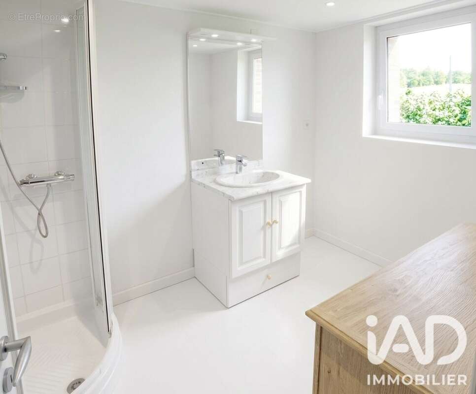 Maison 450 m² à Gaillac  - photo 9