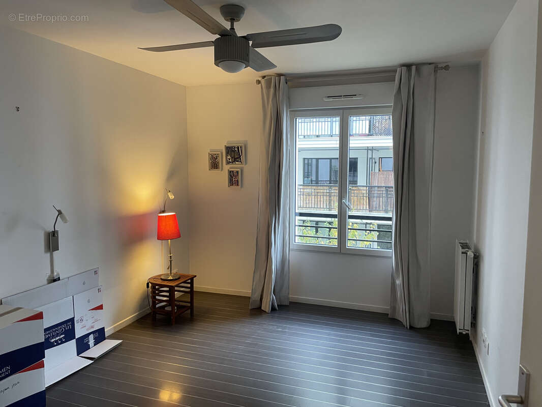 Appartement à SURESNES