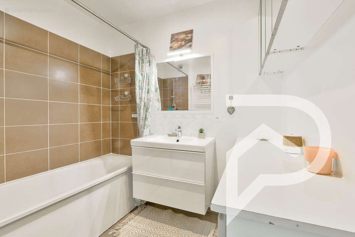 Appartement à VITRY-SUR-SEINE