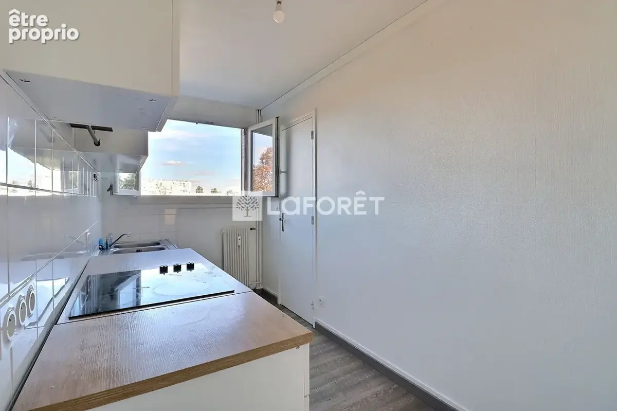 Appartement Villejuif 3 pièce(s) 56.06 m2 - photo 9
